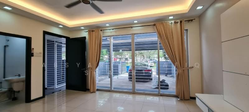 Rumah Teres 2 Tingkat untuk Dijual di Klang (Selangor) - Absyarie Syafiq Shahrin - Living Room - PropertyGuru.com.my