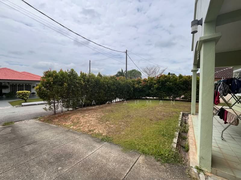 Semi-Detached House for Sale in Seremban 2 (Negeri Sembilan) - Rena Rahman - Exterior - PropertyGuru.com.my