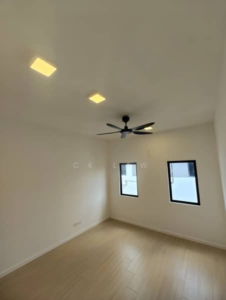 1.5-storey Terraced House for Sale in Taman Akasia (Semenyih) - CK Law - Interior - PropertyGuru.com.my