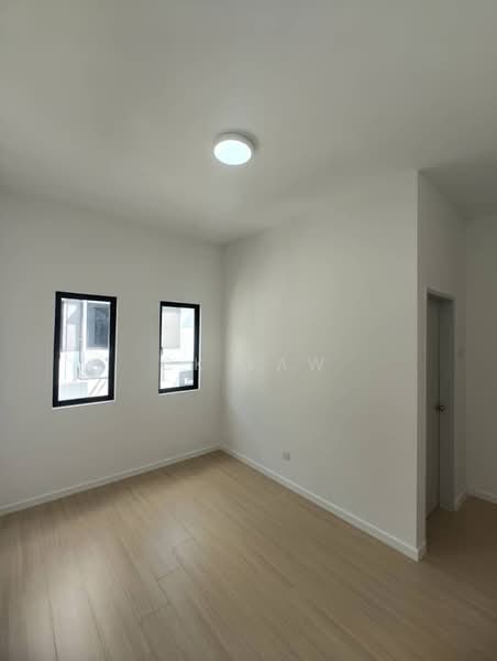 1.5-storey Terraced House for Sale in Taman Akasia (Semenyih) - CK Law - Interior - PropertyGuru.com.my