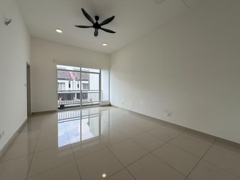 2.5-storey Terraced House for Sale in Rawang (Selangor) - SK Luk - Living Room - PropertyGuru.com.my