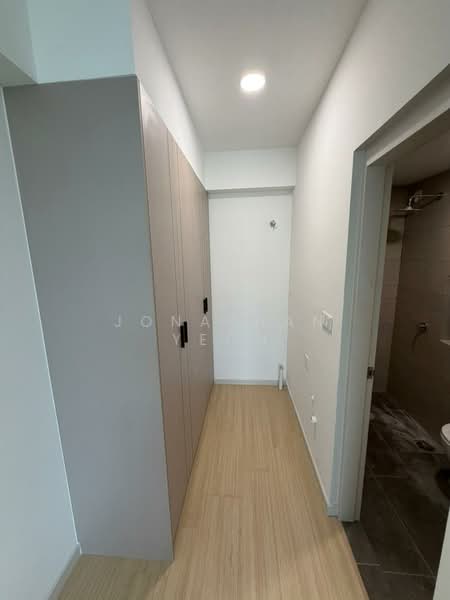 Condominium for Rent at M Adora - Jonathan Yeoh - Corridor - PropertyGuru.com.my
