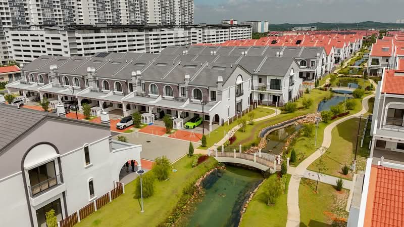 Rumah Teres 2 Tingkat untuk Dijual di Setia Safiro (Cyberjaya) - Nurain . - PropertyGuru.com.my