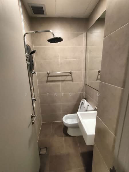Servis Apartment untuk Disewa di KL Gateway Premium Residences - Ee Tsin Lim - Bathroom - PropertyGuru.com.my