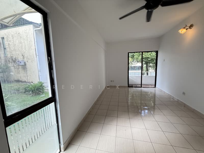 Townhouse for Sale in Keramat (Kuala Lumpur) - Frederick Lim - Living Room - PropertyGuru.com.my