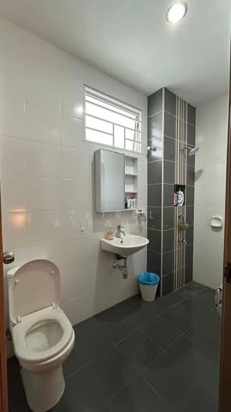 2-storey Terraced House for Rent in Setia Alam (Selangor) - Zairul Asrah Zulkefli - Bathroom - PropertyGuru.com.my