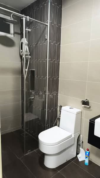 Condominium for Sale at Medini Signature - Karen Heng - Bathroom - PropertyGuru.com.my