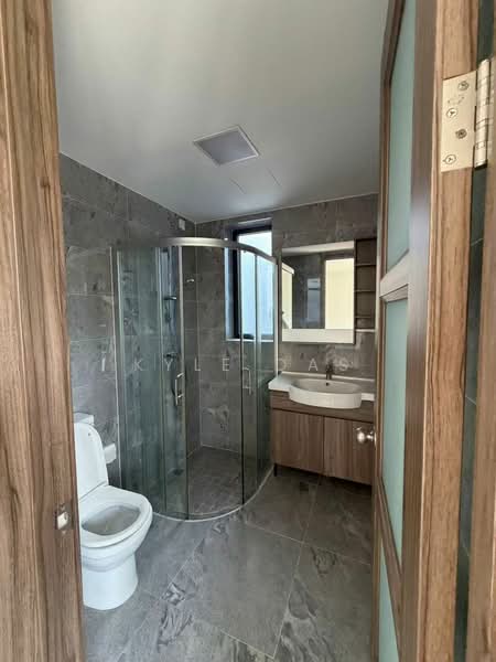 Rumah Kluster untuk Disewa di Forest City (Gelang Patah) - Kyle Das - Bathroom - PropertyGuru.com.my