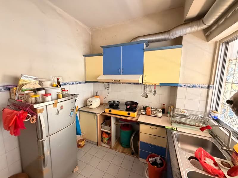 Kondominium untuk Dijual di Seri Cendekia - Addy Ng - Kitchen - PropertyGuru.com.my