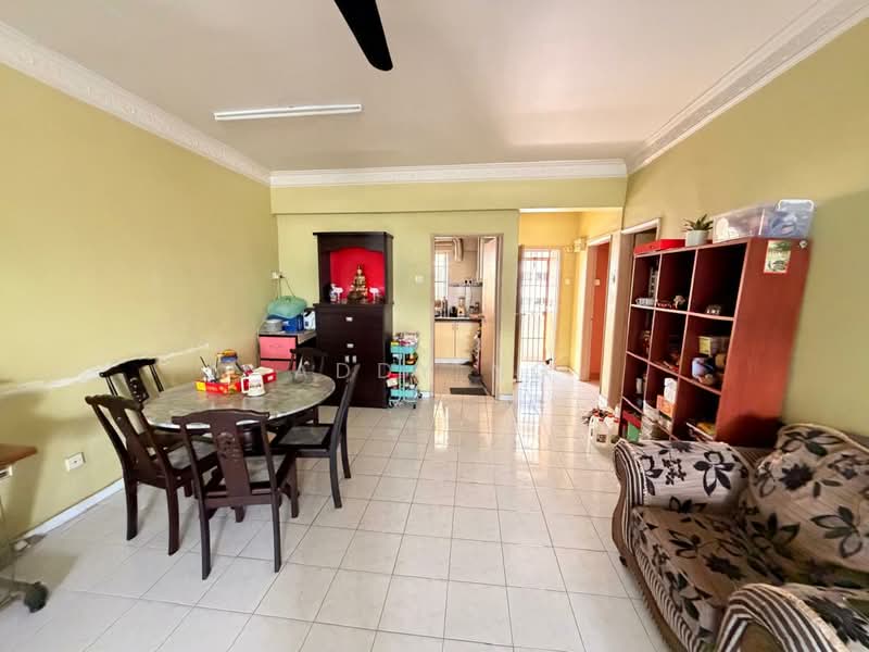 Kondominium untuk Dijual di Seri Cendekia - Addy Ng - Living Room - PropertyGuru.com.my