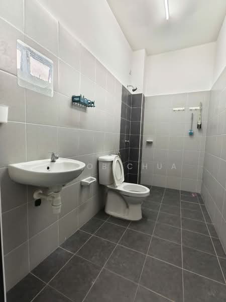 Semi-Detached House for Rent in Pontian (Johor) - Jacob Chua - Bathroom - PropertyGuru.com.my