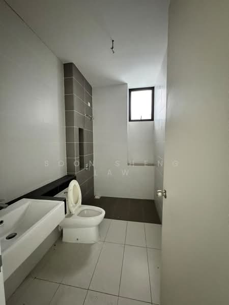 Rumah Kluster untuk Dijual di Eco Majestic (Semenyih) - Soon Sheng Law - Bathroom - PropertyGuru.com.my