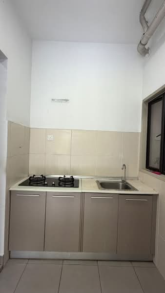 Condominium for Rent at Green Beverly Hills - Residensi Lili - Joan Loh - Kitchen - PropertyGuru.com.my