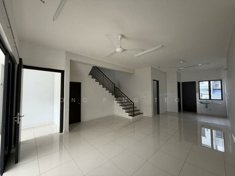Terraced House for Rent in Hulu Langat (Selangor) - Hong Ping Teo - Living Room - PropertyGuru.com.my