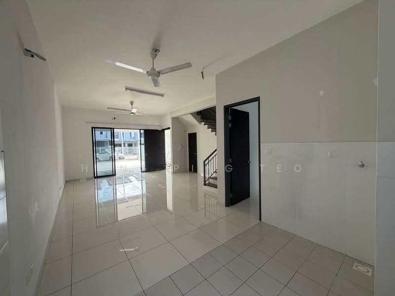 Terraced House for Rent in Hulu Langat (Selangor) - Hong Ping Teo - Living Room - PropertyGuru.com.my