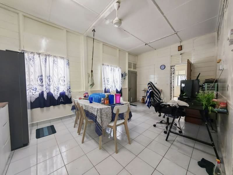 Residential Land for Sale in Johor Bahru (Johor) - AIRUL NIZAM - Dining Room - PropertyGuru.com.my