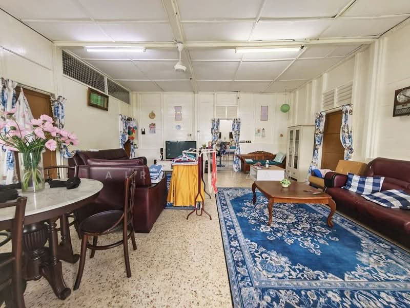 Residential Land for Sale in Johor Bahru (Johor) - AIRUL NIZAM - Living Room - PropertyGuru.com.my