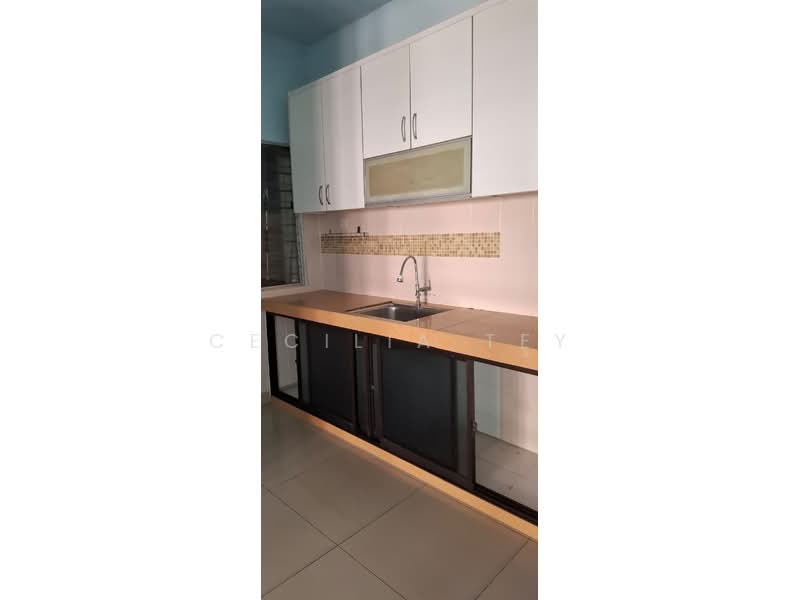 Apartment for Rent at Putra Suria Residence - Cecilia Tey - PropertyGuru.com.my