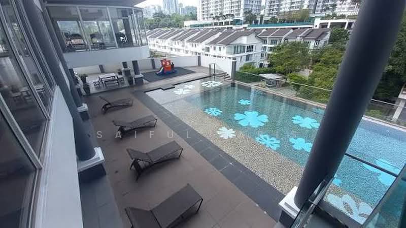 Kondominium untuk Dijual di Royalle Condominium - Saiful Haris - Pool - PropertyGuru.com.my