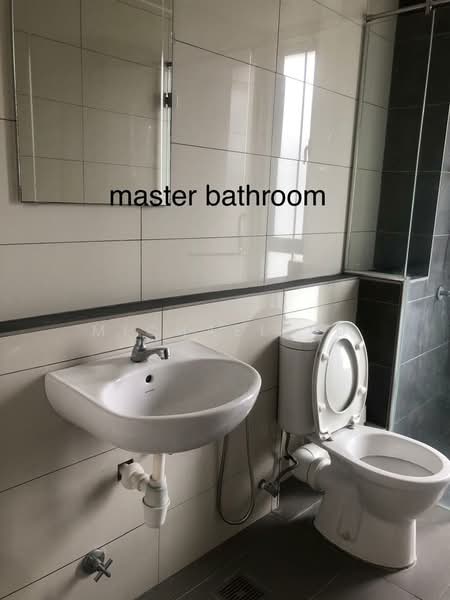 Condominium for Rent at Vila Vista - Michael Au - Bathroom - PropertyGuru.com.my