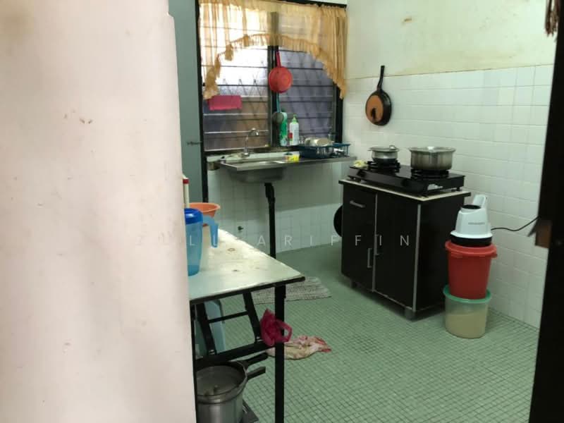 Rumah Teres 2 Tingkat untuk Dijual di Kampung Gombak Indah (Batu Caves) - ZULL ARIFFIN - Kitchen - PropertyGuru.com.my
