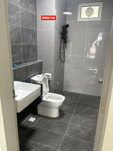 Kondominium untuk Disewa di Lucerne Residences - Derrick Yeoh - Bathroom - PropertyGuru.com.my
