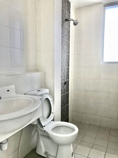 Service Residence for Rent at Hillpark Residence - Jasmine Wai - Bathroom - PropertyGuru.com.my