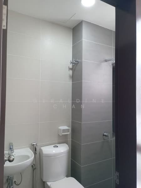 3-storey Terraced House for Rent in Setia Utama (Setia Alam) - Geraldine Chan - Bathroom - PropertyGuru.com.my