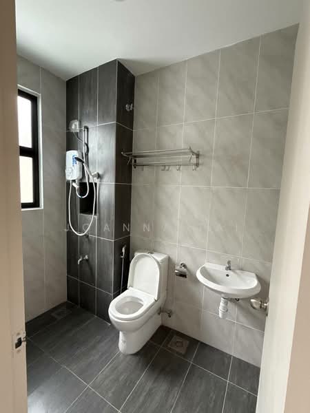 2-storey Terraced House for Rent in Permas Jaya (Johor Bahru) - Joanna Tai - Bathroom - PropertyGuru.com.my