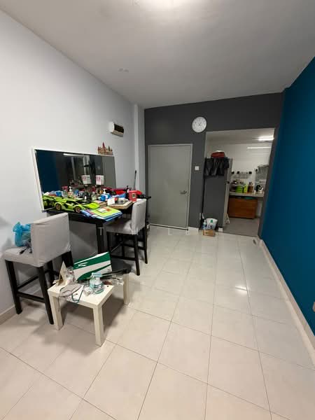 Pangsapuri untuk Dijual di Orchis Apartment - T.H Lee - Living Room - PropertyGuru.com.my