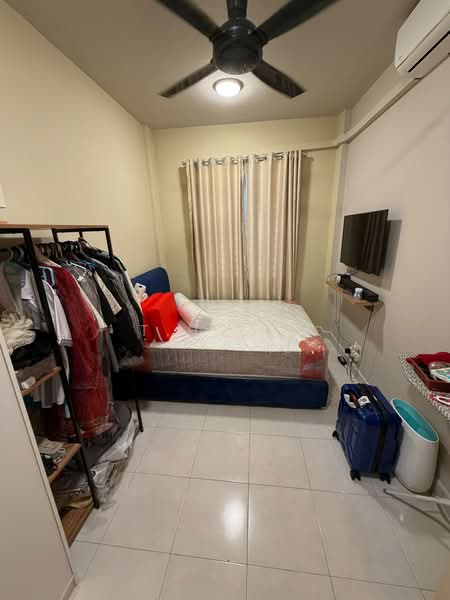 Pangsapuri untuk Dijual di Orchis Apartment - T.H Lee - Bedroom - PropertyGuru.com.my