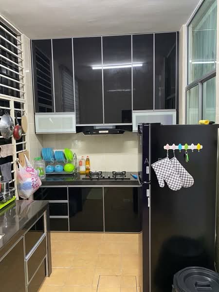 Rumah Teres 2 Tingkat untuk Disewa di Bangi (Selangor) - Sue Ahmad - Kitchen - PropertyGuru.com.my