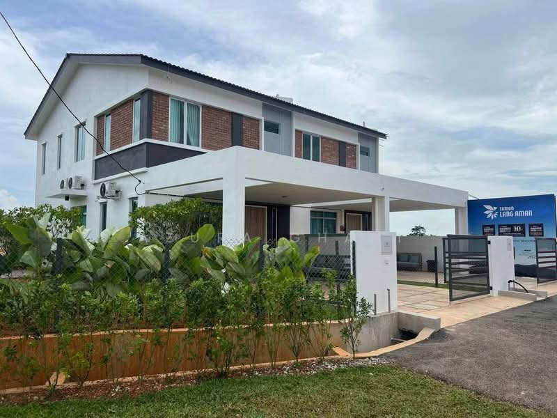 Rumah Teres 2 Tingkat untuk Dijual di Sungai Petani (Kedah) - Azura Ghani - Exterior - PropertyGuru.com.my