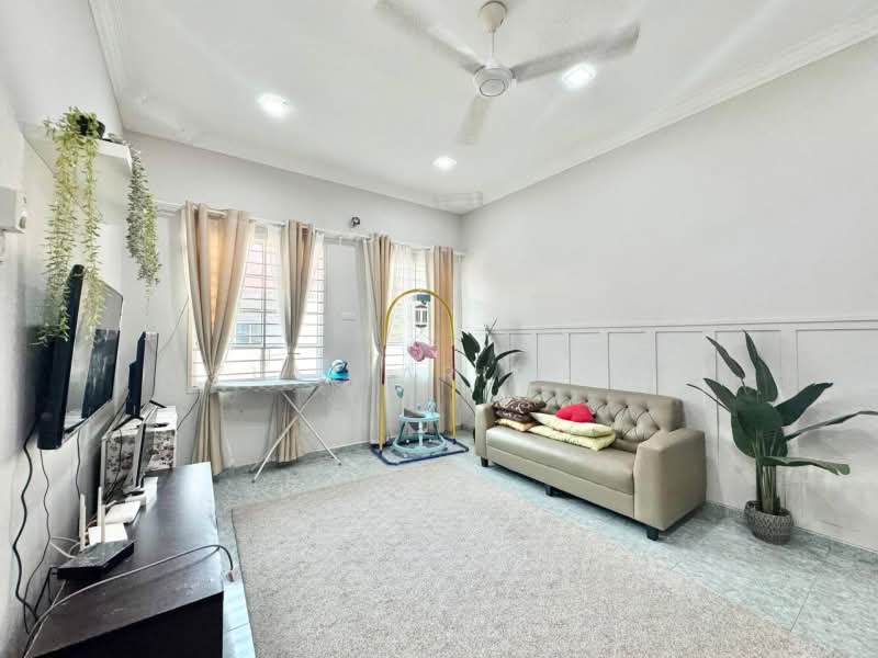 Residential Land for Sale in Bandar Baru Selayang Fasa 2a (Selayang) - ZULL ARIFFIN - Living Room - PropertyGuru.com.my
