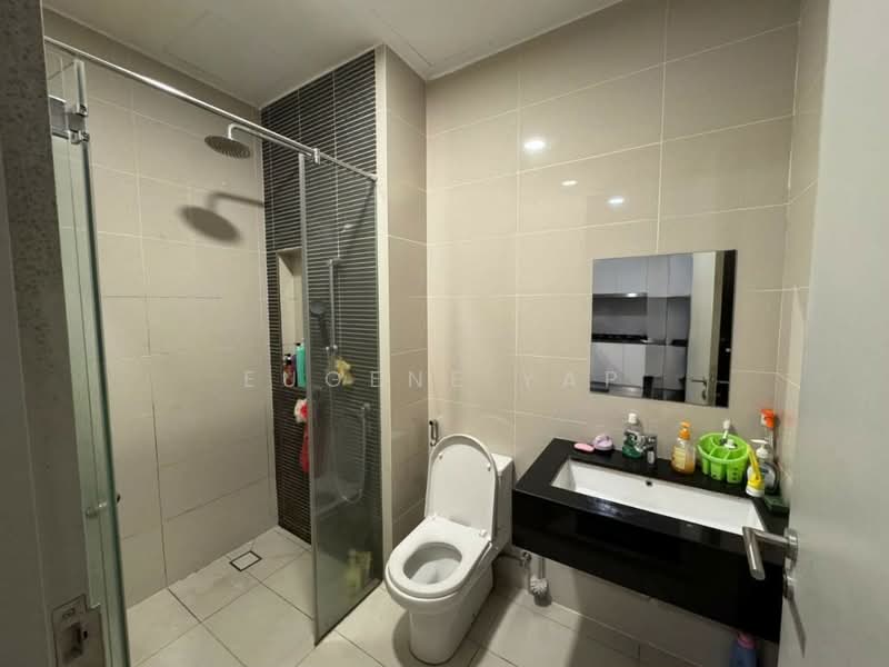 Servis Apartment untuk Disewa di Sapphire Paradigm - Eugene Yap - Bathroom - PropertyGuru.com.my