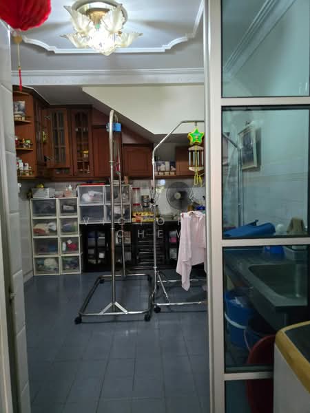 2-storey Terraced House for Sale in Usj 6 (Subang Jaya) - Victoria Chew - Kitchen - PropertyGuru.com.my