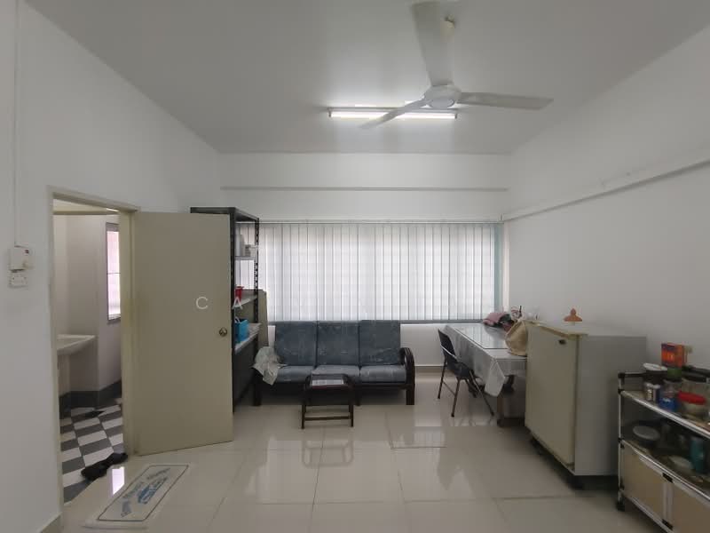 Kedai / Pejabat untuk Dijual di Bukit Rahman Putra (Sungai Buloh) - Calvin Tan - Living Room - PropertyGuru.com.my