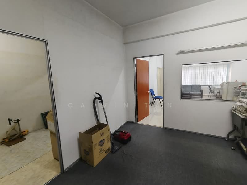 Kedai / Pejabat untuk Dijual di Bukit Rahman Putra (Sungai Buloh) - Calvin Tan - Interior - PropertyGuru.com.my