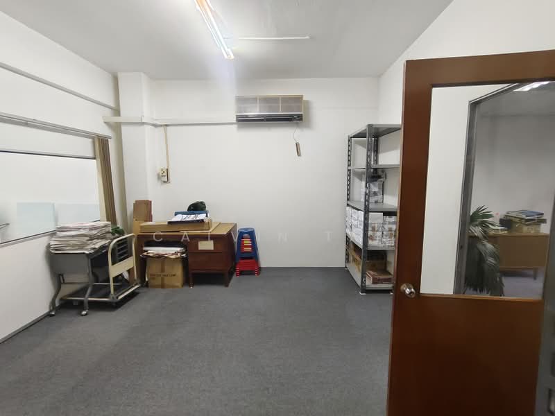 Kedai / Pejabat untuk Dijual di Bukit Rahman Putra (Sungai Buloh) - Calvin Tan - Interior - PropertyGuru.com.my