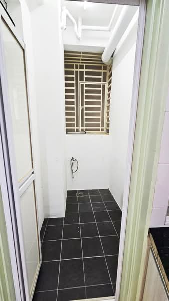 Condominium for Rent at Boulevard Condominium (BLVD) - Jerry Tan - Interior - PropertyGuru.com.my
