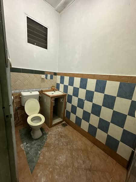 1-storey Terraced House for Rent in Taman Skudai Baru (Skudai) - Nick Low - Bathroom - PropertyGuru.com.my