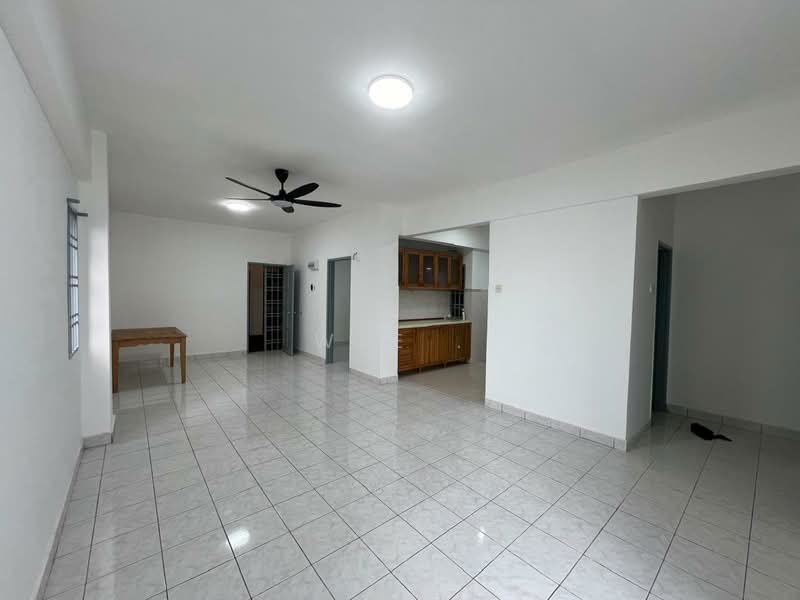 Condominium for Sale at Pelangi Damansara - Wee . - Living Room - PropertyGuru.com.my