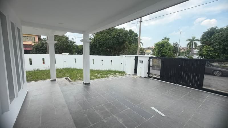 Rumah Teres 2 Tingkat untuk Dijual di Taman Prima Saujana (Kajang) - Bryan Cho - Exterior - PropertyGuru.com.my