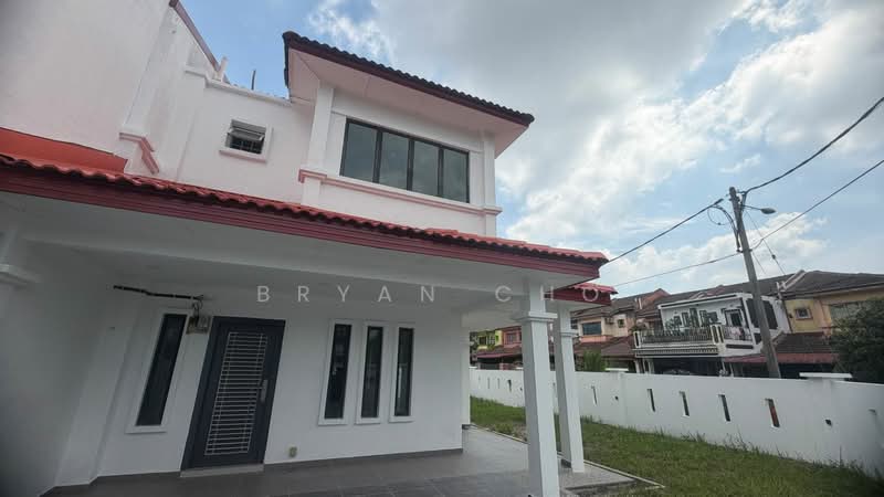 Rumah Teres 2 Tingkat untuk Dijual di Taman Prima Saujana (Kajang) - Bryan Cho - Exterior - PropertyGuru.com.my
