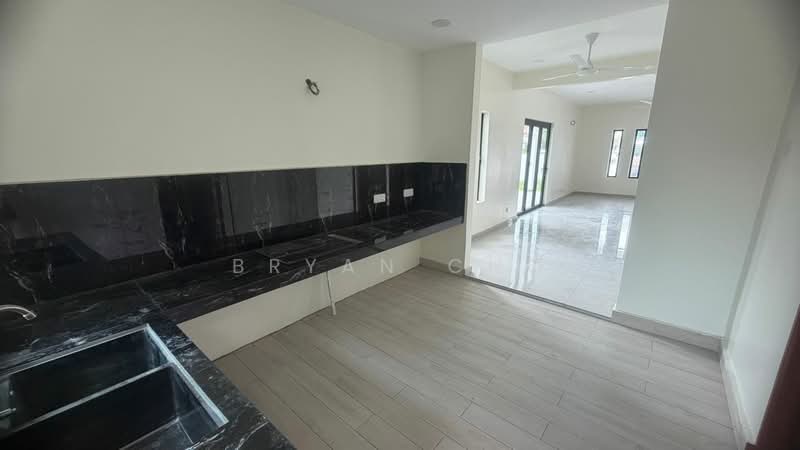 Rumah Teres 2 Tingkat untuk Dijual di Taman Prima Saujana (Kajang) - Bryan Cho - Kitchen - PropertyGuru.com.my
