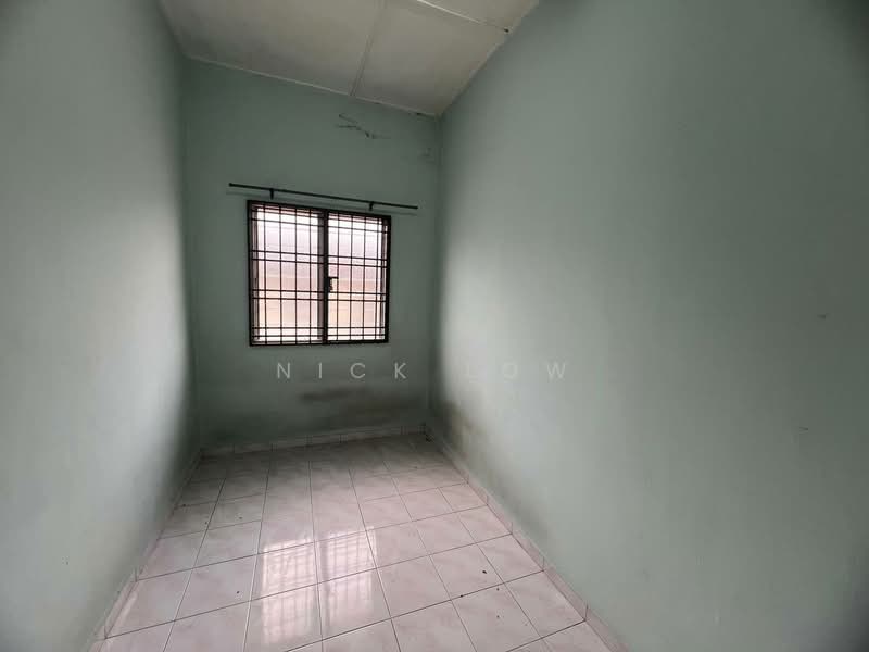 Rumah Teres 2 Tingkat untuk Disewa di Taman Bukit Jaya (Ulu Tiram) - Nick Low - Interior - PropertyGuru.com.my