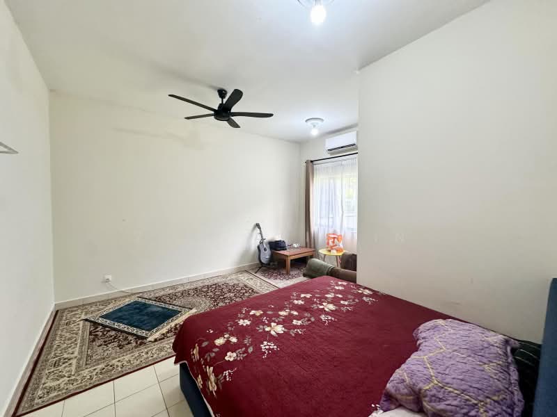 Rumah Teres 2 Tingkat untuk Dijual di Taman Desaria (Petaling Jaya) - ZULL ARIFFIN - Bedroom - PropertyGuru.com.my