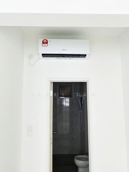 Kondominium untuk Disewa di i-Santorini - Jerry Tan - Bathroom - PropertyGuru.com.my