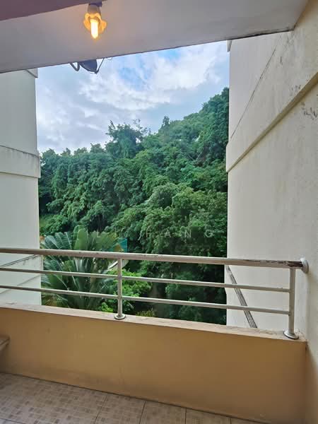 Kondominium untuk Dijual di Greenlane Park - Li Fang - Balcony - PropertyGuru.com.my