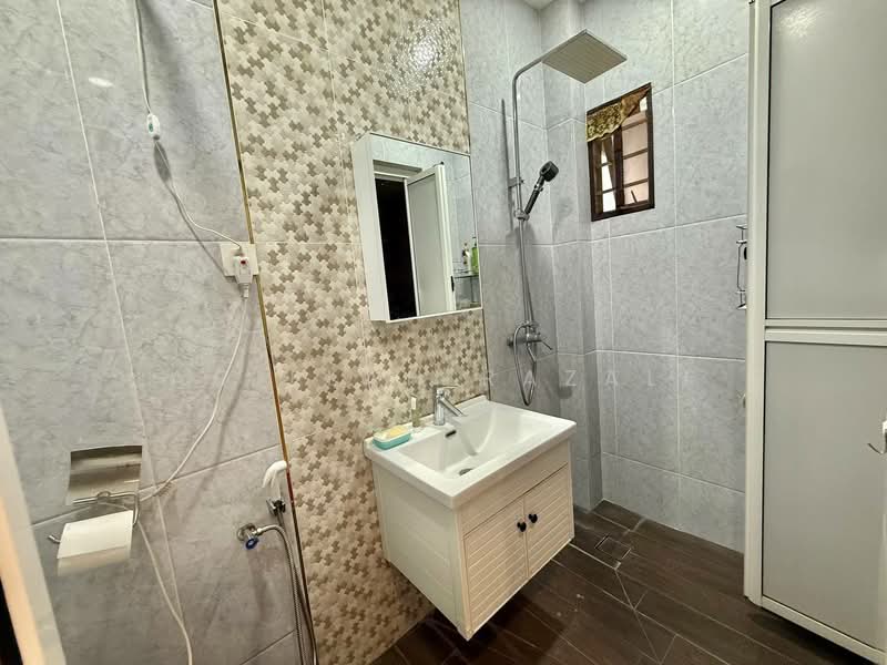 Rumah Teres 2 Tingkat untuk Dijual di Setiawangsa (Kuala Lumpur) - Aqillah Razali - Bathroom - PropertyGuru.com.my